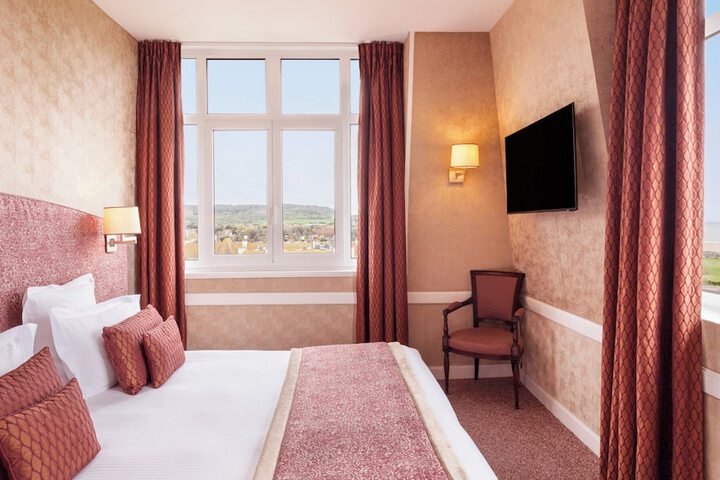 Room 22 of 98