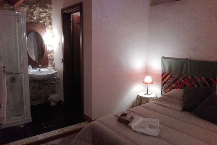 Room 9 of 114