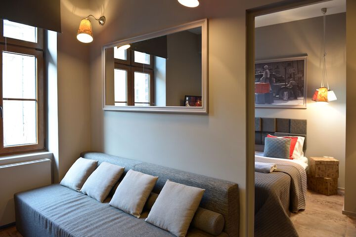 Room 11 of 41