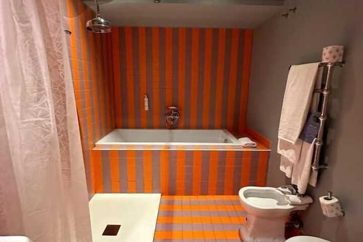 Room 46 of 55