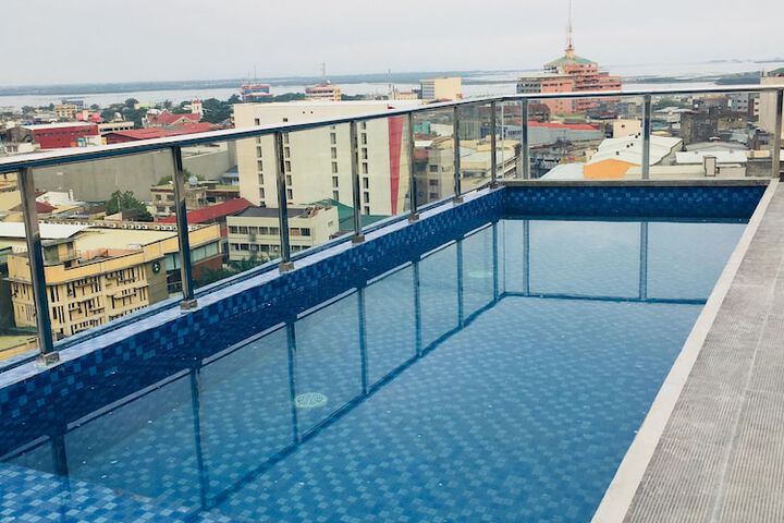 Pool 35 of 40