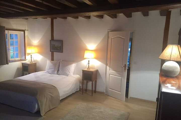 Room 13 of 21