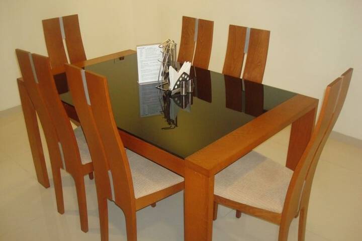 Dining 17 of 18