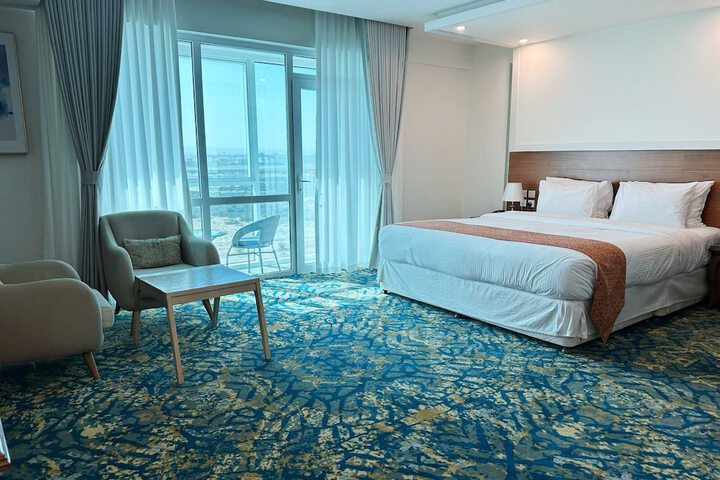 Room 21 of 37