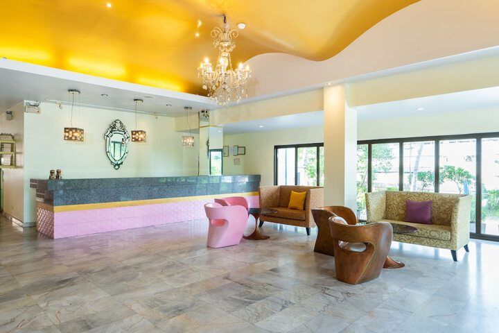 Guest Lobby