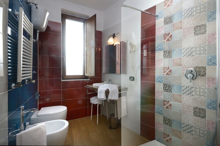 Bathroom Interior Photo