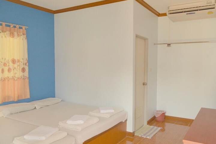 Room 19 of 31