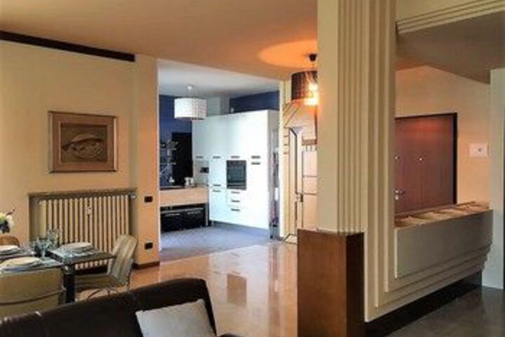 Room 21 of 25