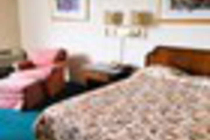 Room 17 of 144