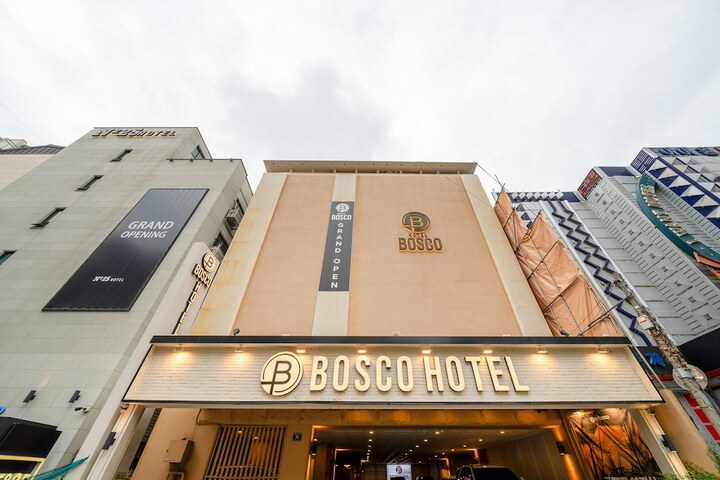 Hotel 55 of 57