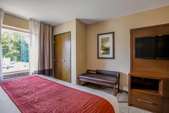 Room 6 of 55
