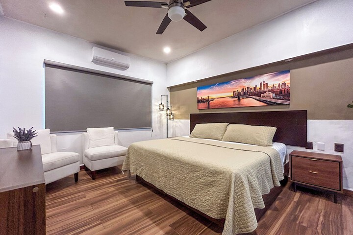Room 9 of 54