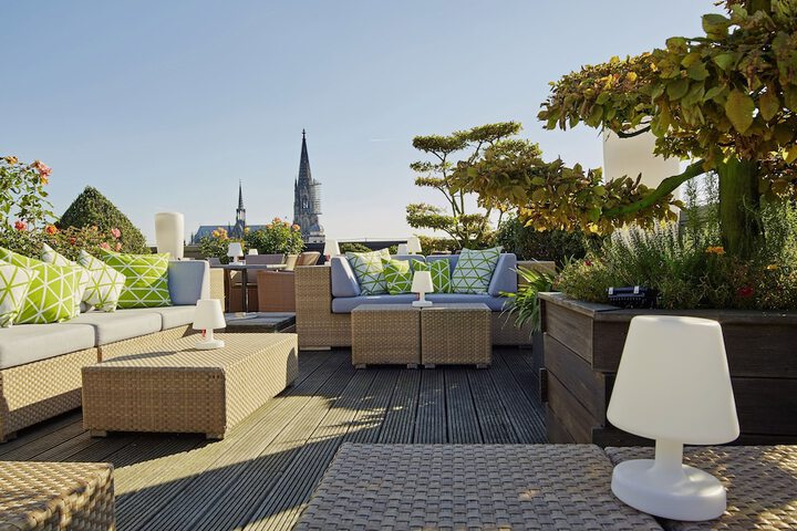 Terrace/Patio 45 of 48