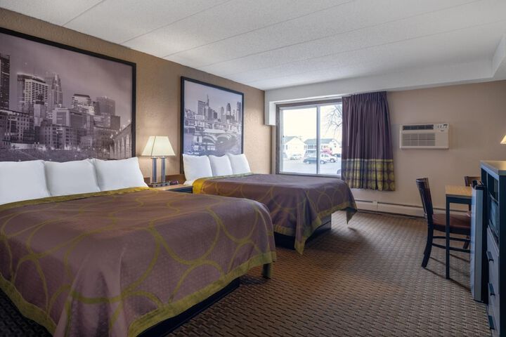 Room 5 of 35