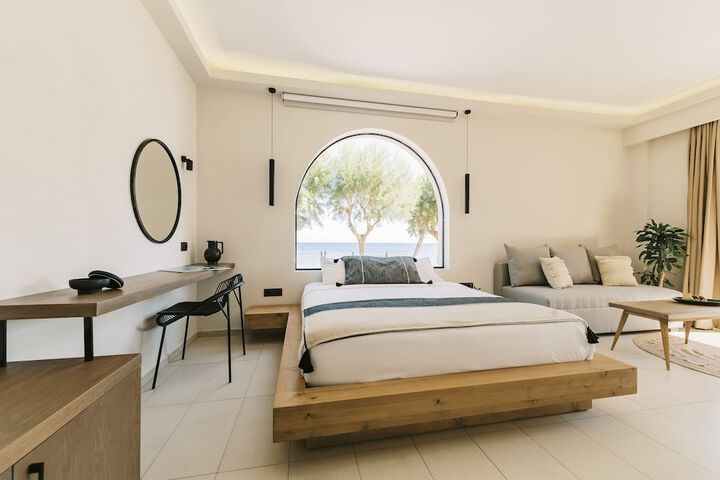Room 15 of 100