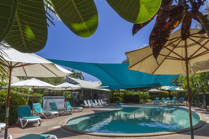 Pool Hotel