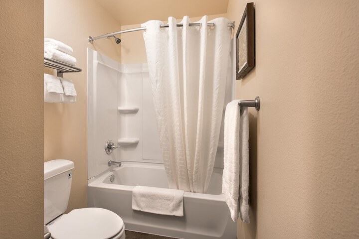 Clean Restrooms