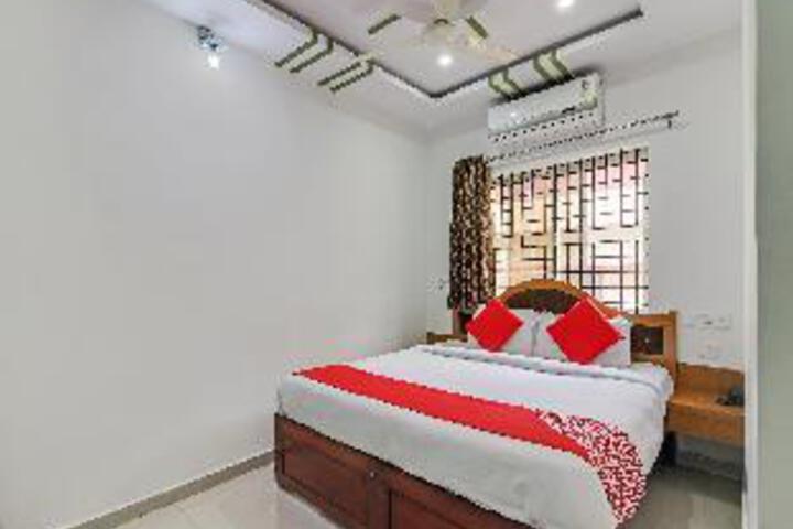 Room 18 of 22
