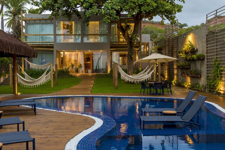 Pool 43 of 67