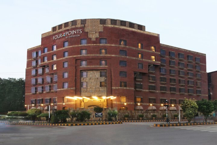 Hotel 46 of 49