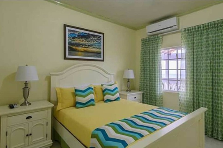 Room 3 of 11