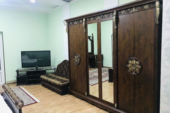 Room 13 of 23