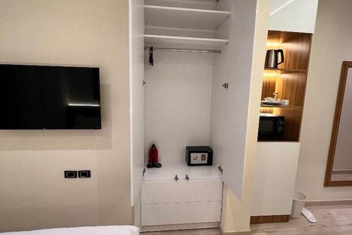 Room 48 of 101