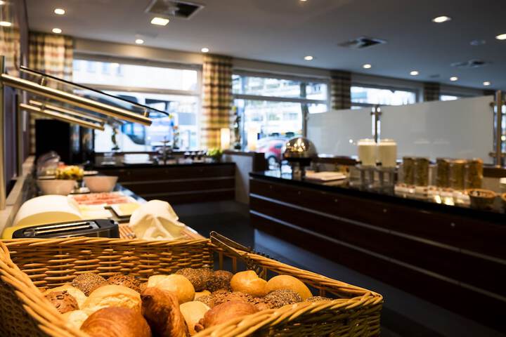 Breakfast/Coffee Service 29 of 39