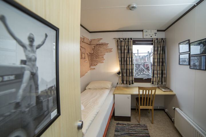 Room 5 of 56