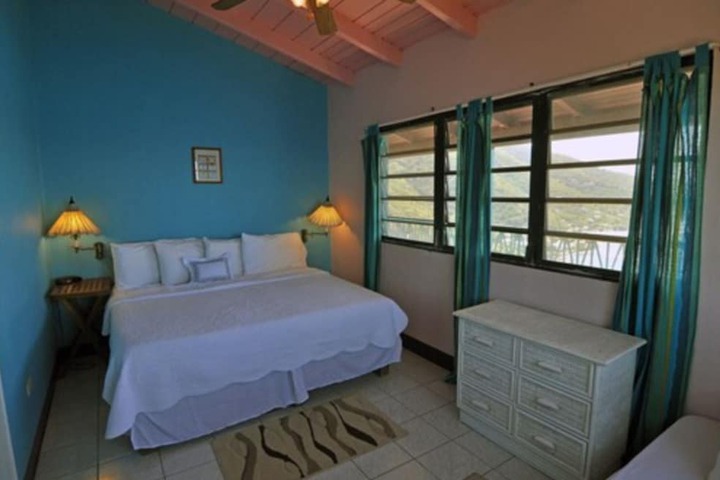 Room 6 of 62