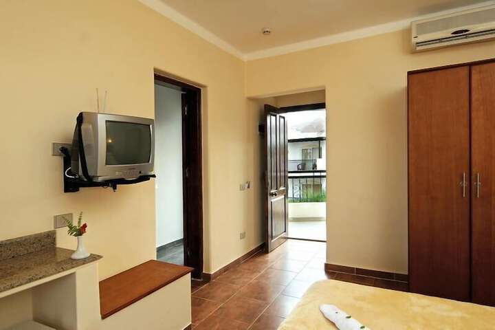Room 3 of 19