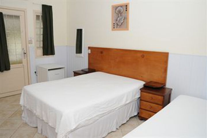 Room 7 of 24