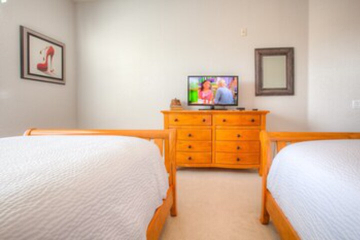 Hotel 27 of 76