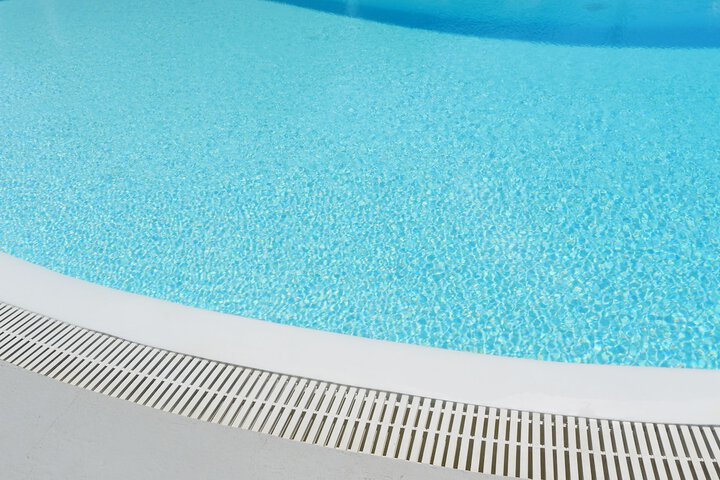 Pool 23 of 39