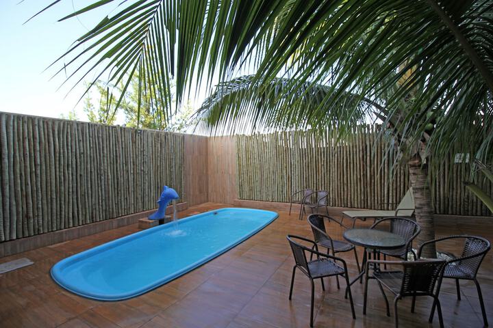 Pool 18 of 44