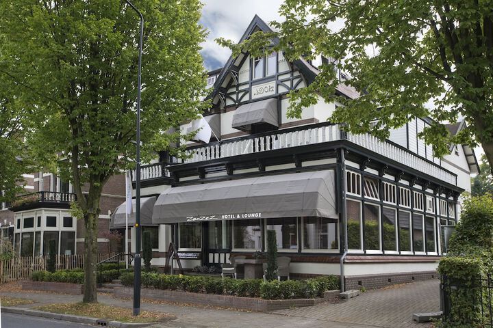 Zenzez Hotel &  Lounge in Apeldoorn