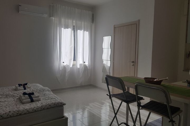 Room 16 of 18