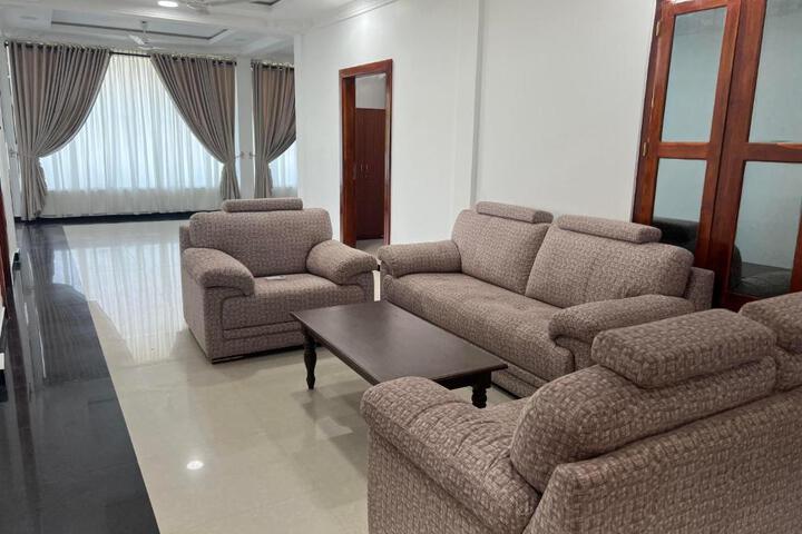 Jaffna Inn
