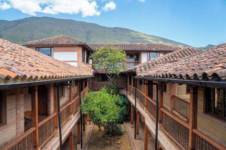 Exterior of Hotel Plaza Mayor