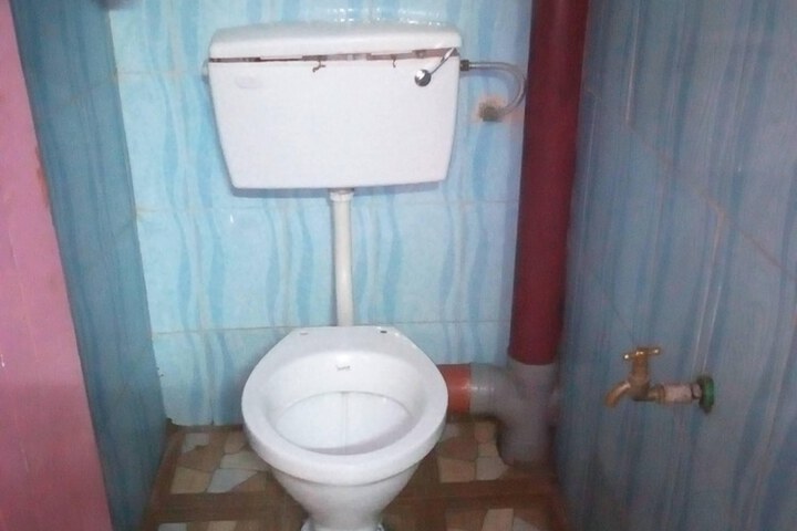 Room 14 of 18