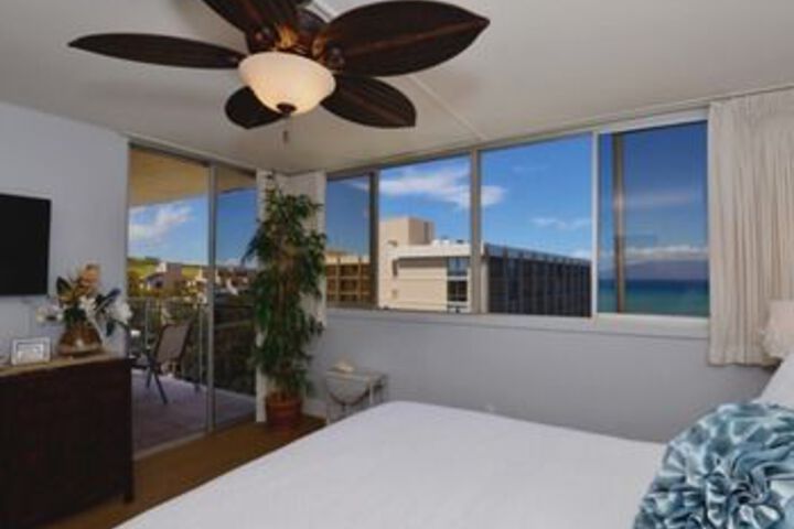Room 20 of 36
