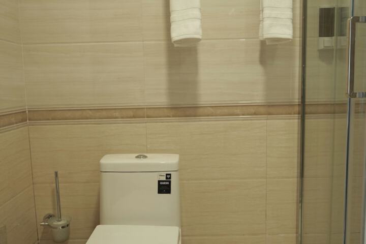 Room 44 of 73
