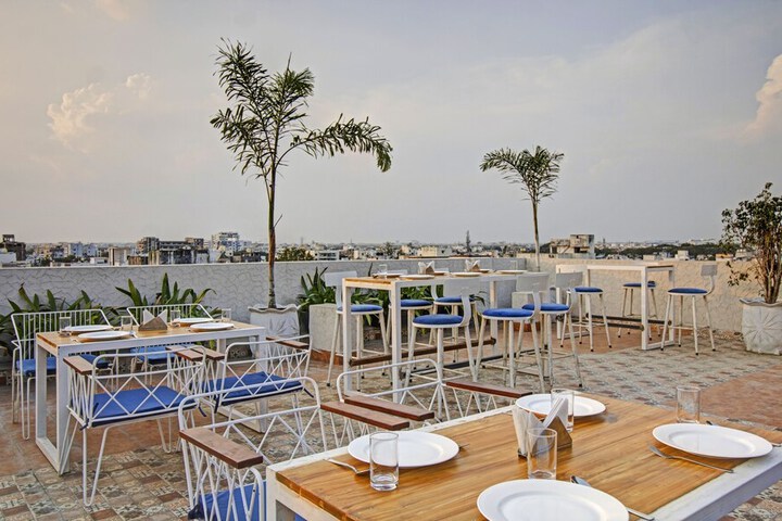 Terrace/Patio 44 of 45
