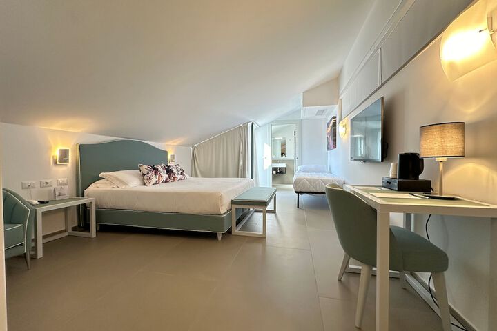 Room 26 of 58