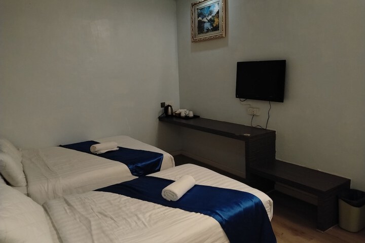 Room 49 of 66