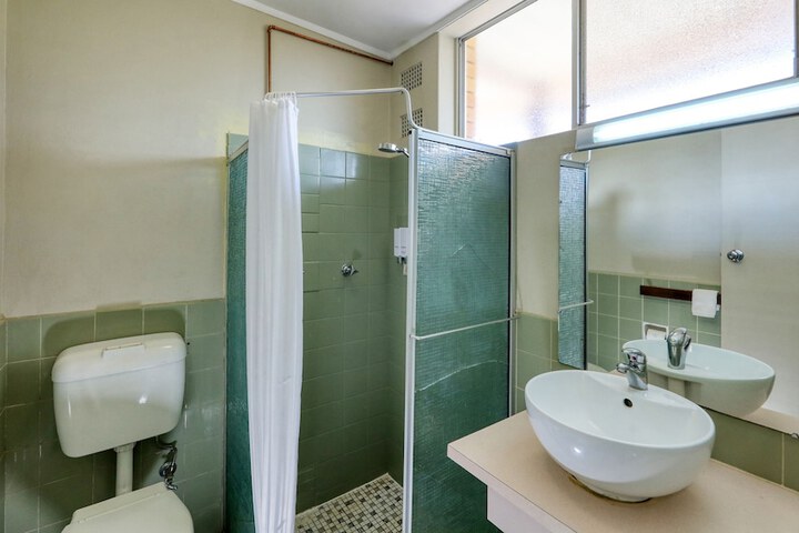 Room 44 of 75