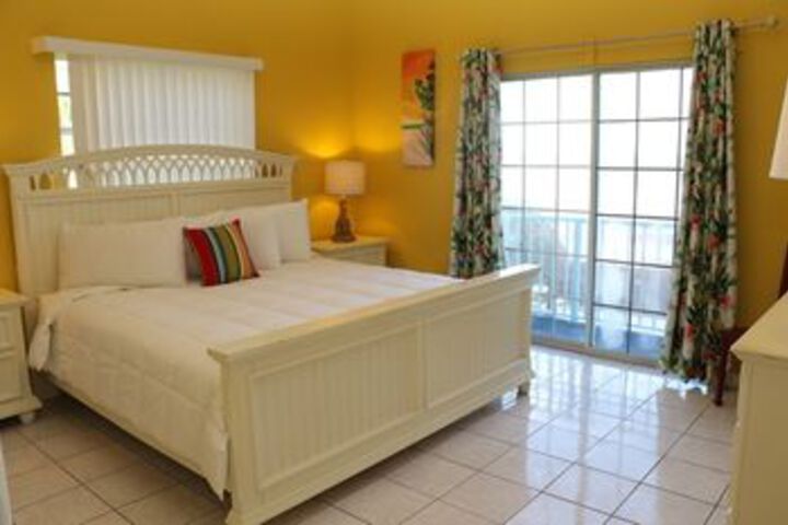 Room 18 of 25