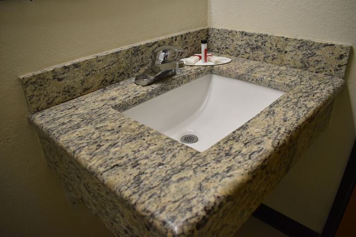 Bathroom sink