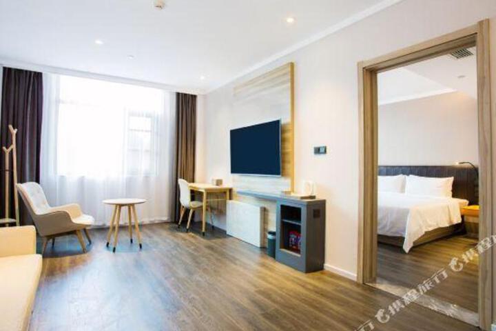 Hanting Youjia Hotel (Zhengzhou Jingbei Liulu store)