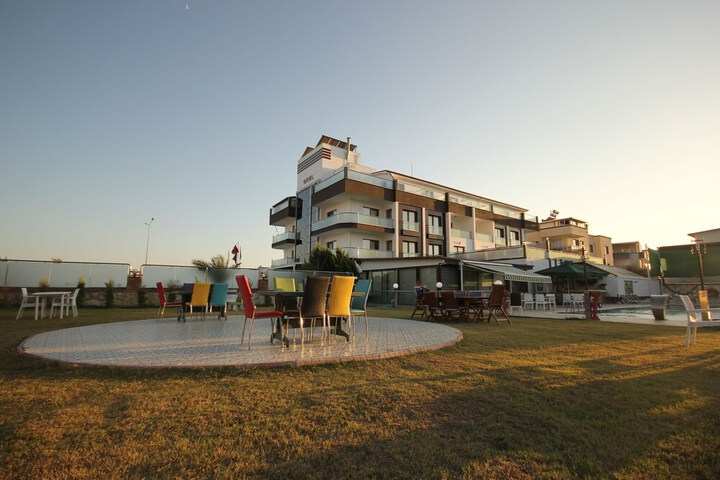 Hotel 28 of 28